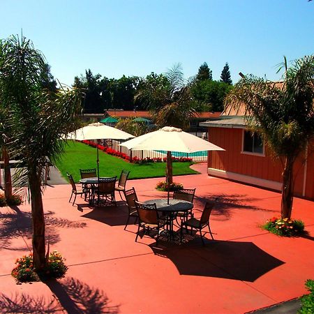Tri-Valley Inn & Suites Pleasanton Buitenkant foto