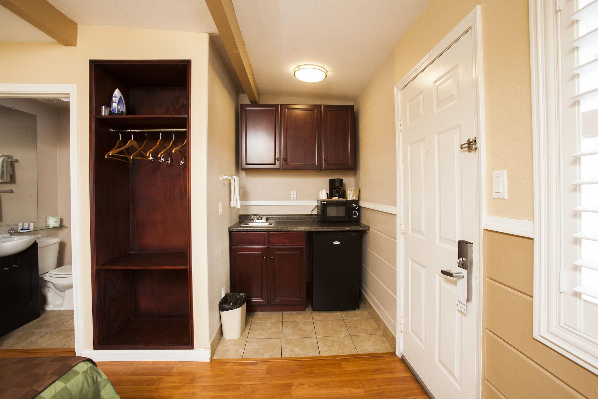 Tri-Valley Inn & Suites Pleasanton Buitenkant foto