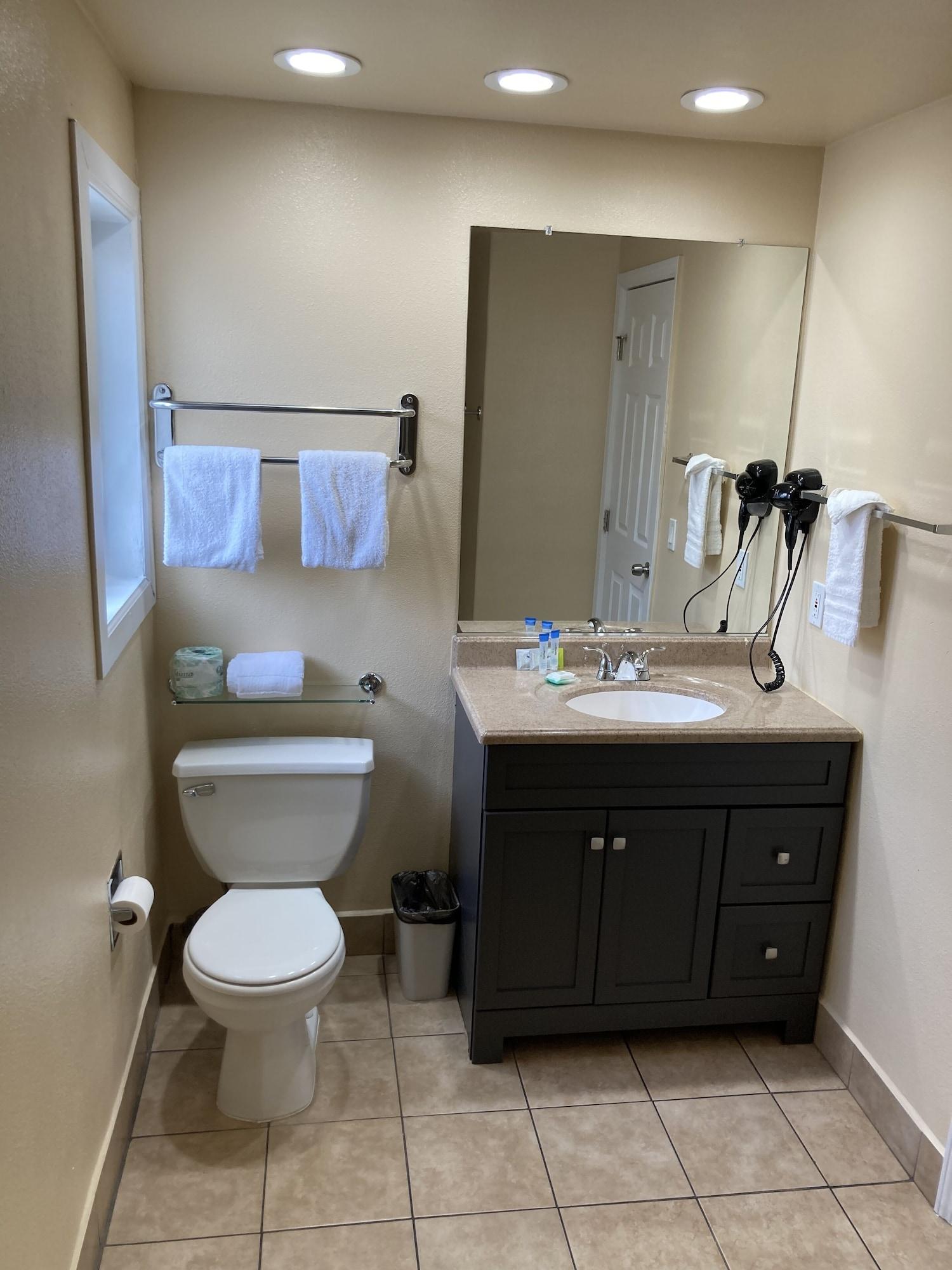 Tri-Valley Inn & Suites Pleasanton Buitenkant foto