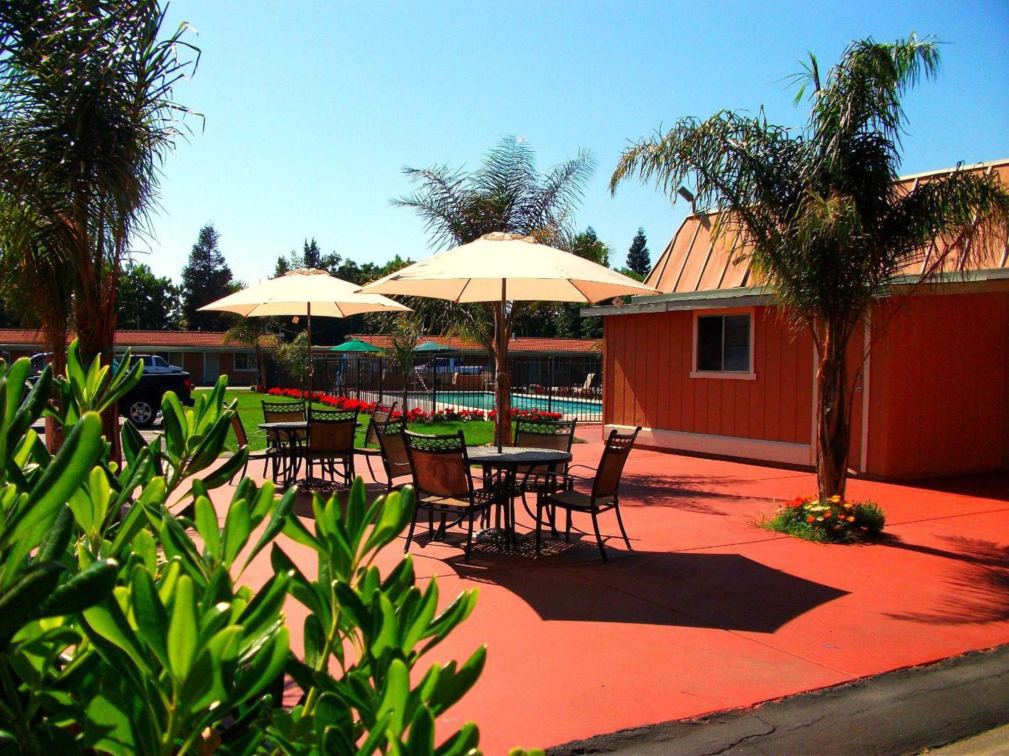 Tri-Valley Inn & Suites Pleasanton Buitenkant foto