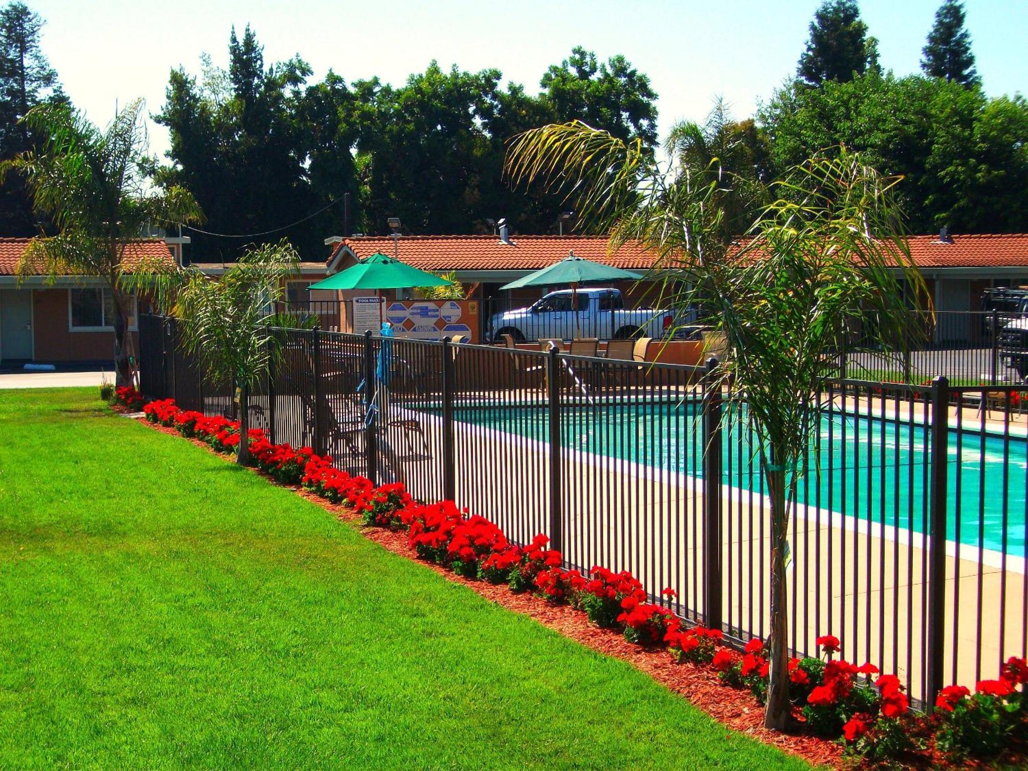 Tri-Valley Inn & Suites Pleasanton Buitenkant foto