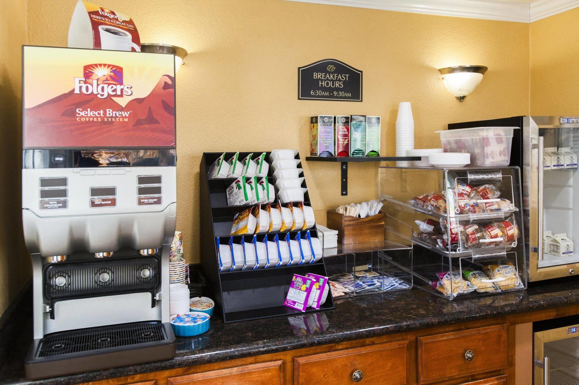 Tri-Valley Inn & Suites Pleasanton Buitenkant foto