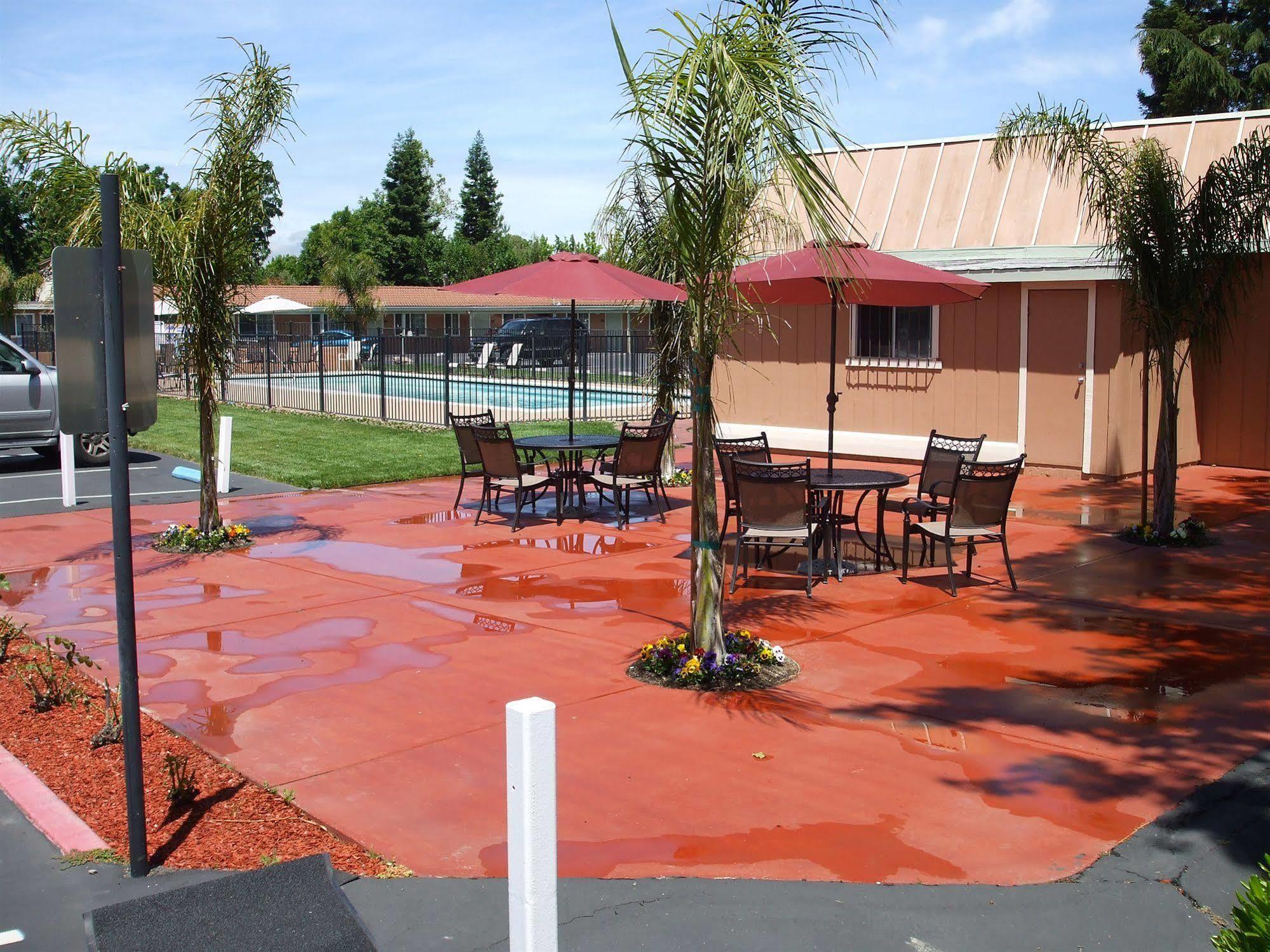 Tri-Valley Inn & Suites Pleasanton Buitenkant foto