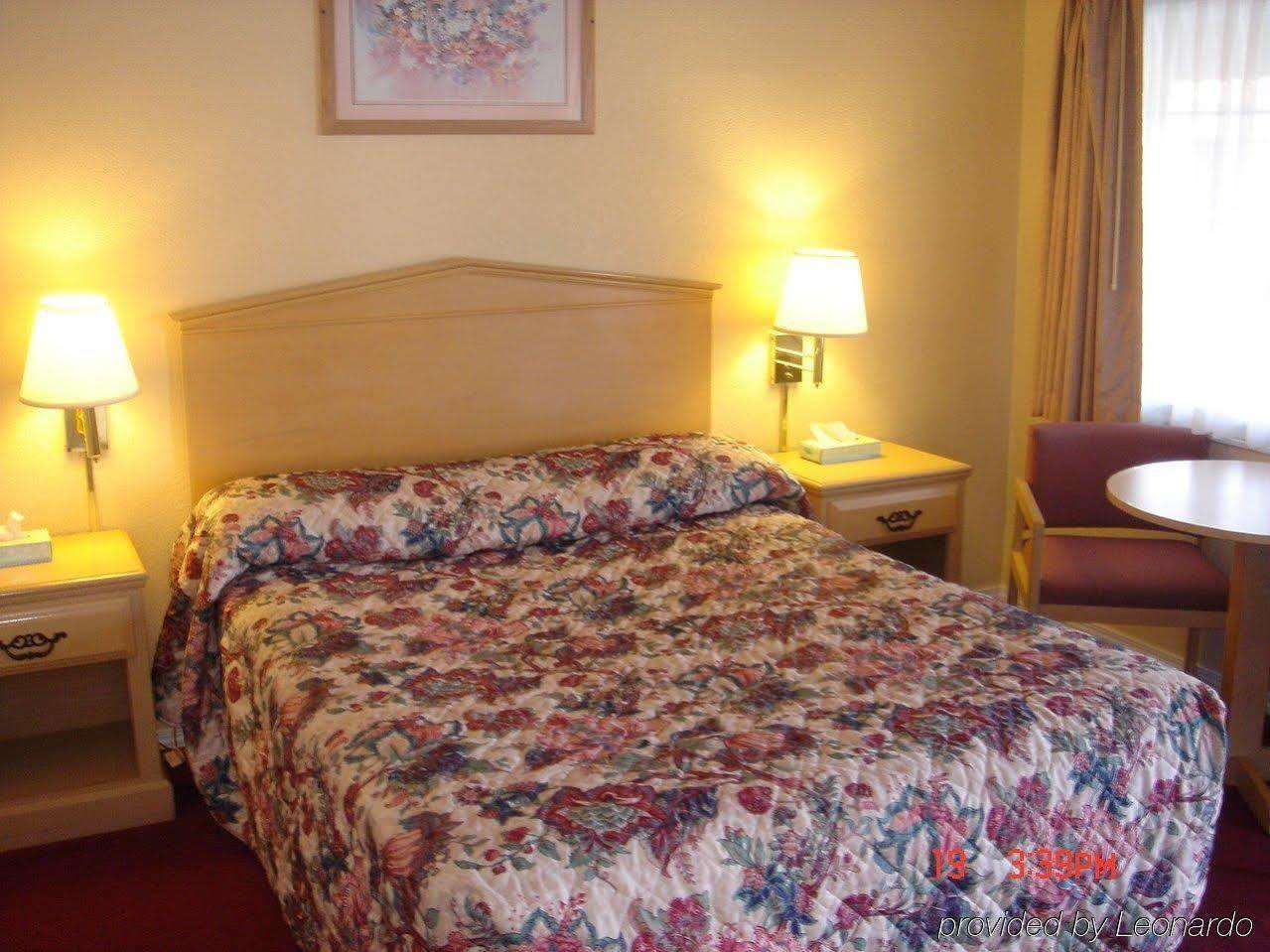 Tri-Valley Inn & Suites Pleasanton Kamer foto
